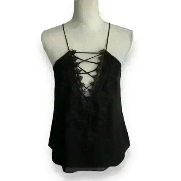 Wayf Tops - Black criss cross front tank top size small  